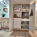 Maison Cosy * 拉瓦勒