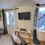 Maison Cosy * 拉瓦勒
